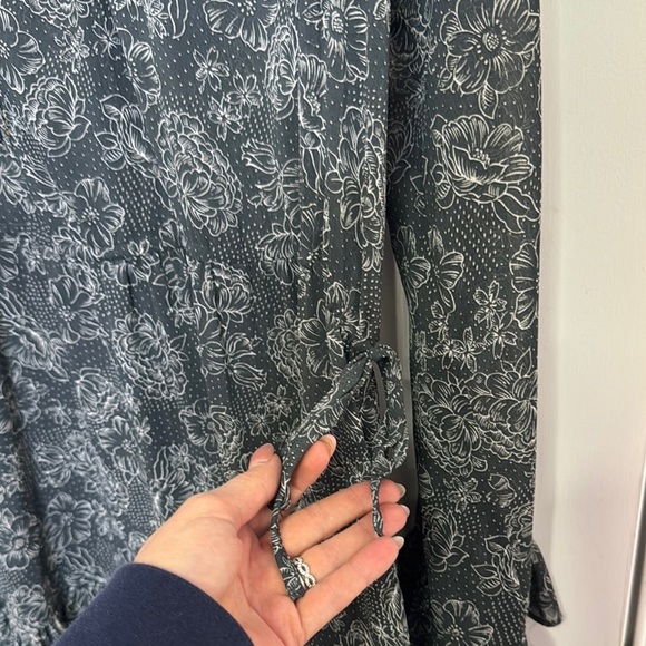 Likely size 4 Floral Ruffle Dress - Picture 11 of 11